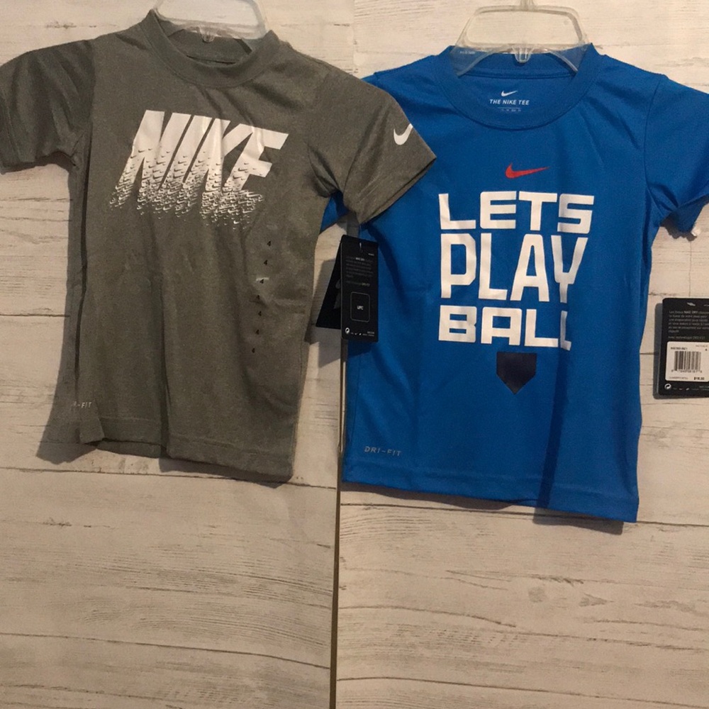 Boys Nike top